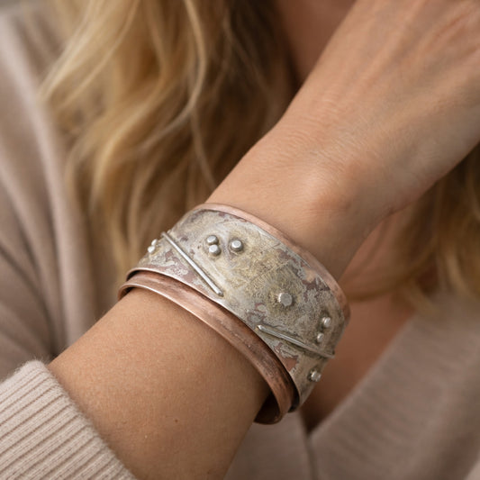 SF cuff w/raindrops